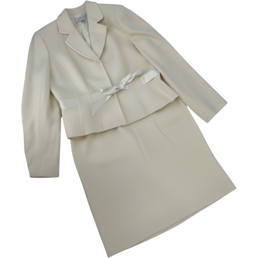 Tahari Arthur S. Levine Cream Wool Blend Skirt Suit Set Ribbon Tie Waist Size 10
